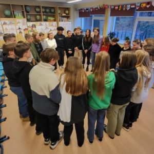 Read more about the article Progimnazijos mokinių savivaldos vakaronė